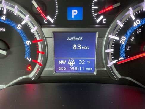 Certified 2018 Toyota 4Runner SR5 image 21