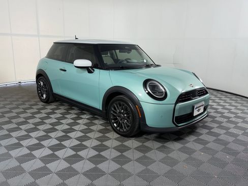 Used 2025 MINI Cooper S FWD image 7