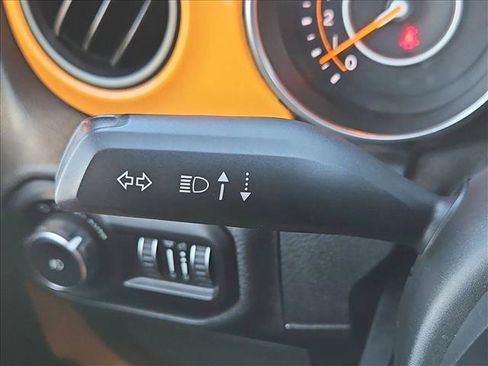 Used 2018 Jeep Wrangler Unlimited Sport S AWD/4WD image 16