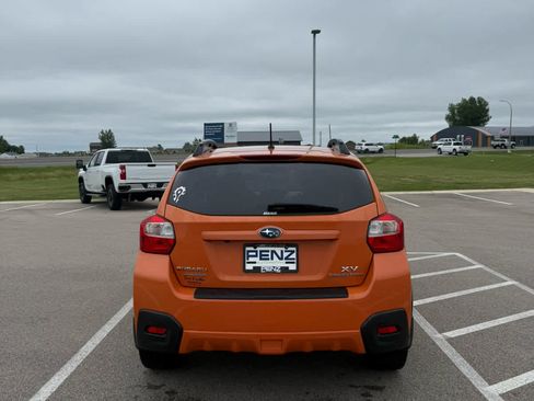 Used 2013 Subaru Crosstrek 2.0i Limited AWD/4WD image 6