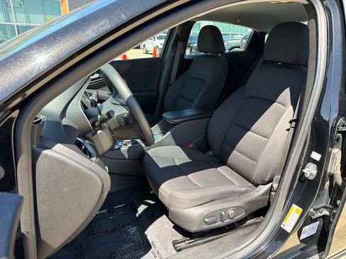 Used 2024 Chevrolet Malibu LT FWD image 14