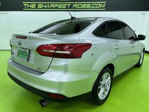 Used 2018 Ford Focus SE FWD image 10