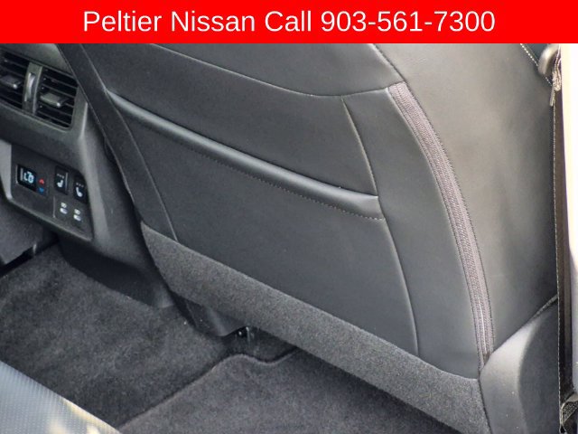 Used 2024 Nissan Rogue Platinum w/ Platinum Premium Package FWD image 18