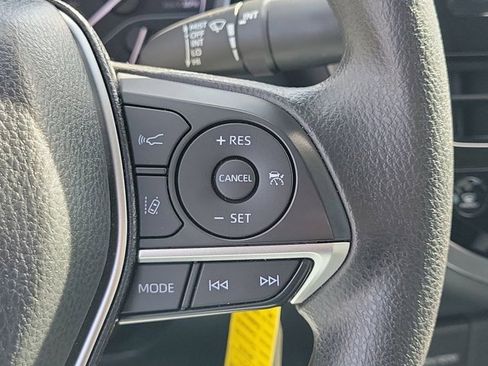 Used 2023 Toyota Camry LE image 31