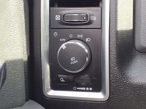 Used 2017 RAM 1500 Big Horn image 17