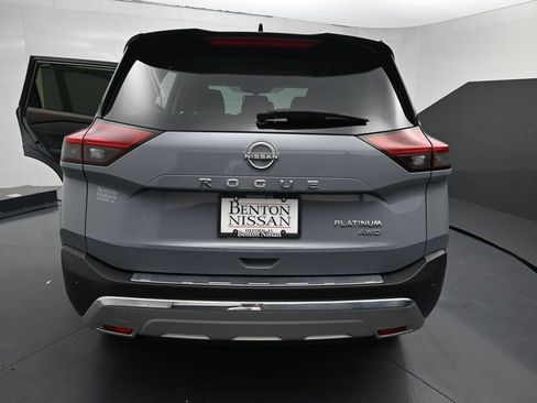 Used 2023 Nissan Rogue Platinum w/ Platinum Premium Package AWD/4WD image 10