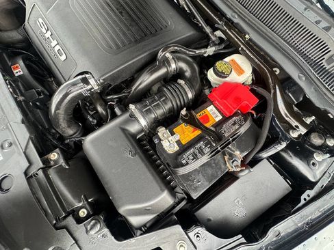 Used 2017 Ford Taurus SHO w/ Sho Performance Package image 22