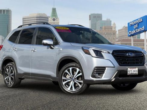 Used 2023 Subaru Forester Limited image 2