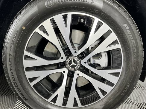 New 2025 Mercedes-Benz GLB 250 image 15