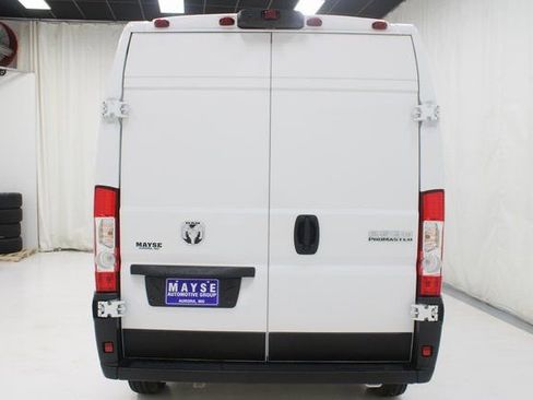 Used 2025 RAM ProMaster 2500 w/ Storage Group image 20