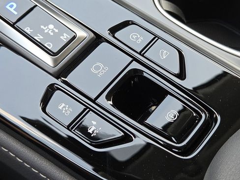 New 2026 Lexus NX 350 AWD image 18