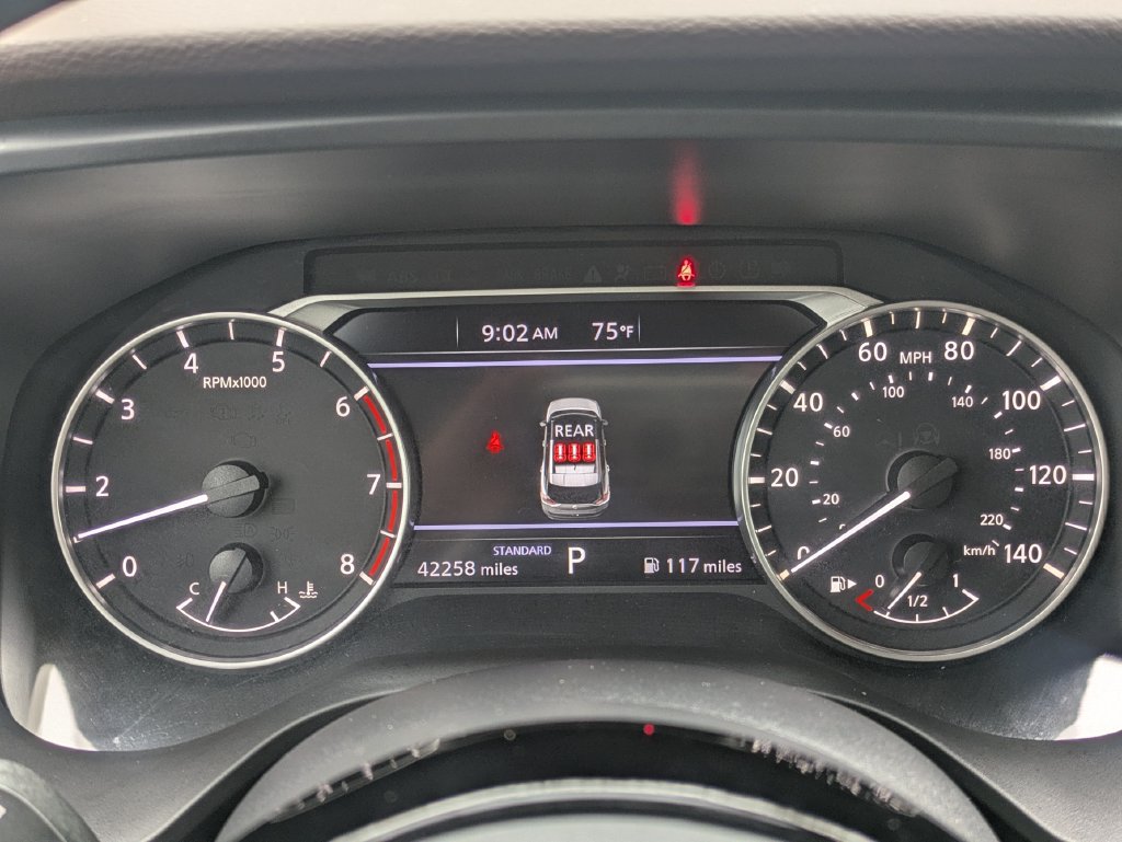 Used 2023 Nissan Rogue SV FWD image 24