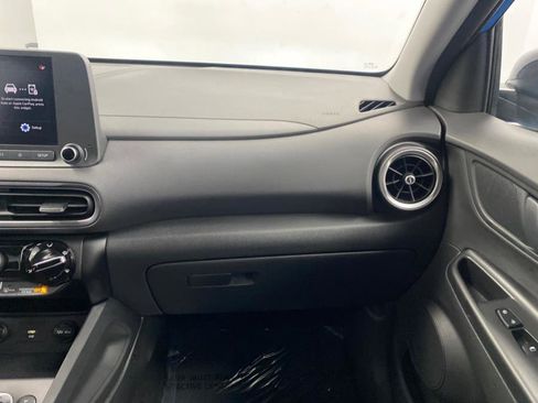 Used 2022 Hyundai Kona SEL image 24