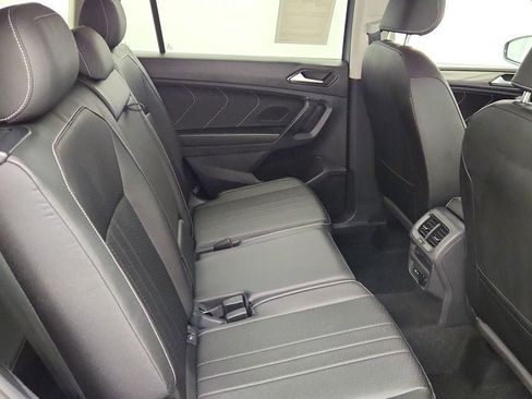 Used 2023 Volkswagen Tiguan SE FWD image 22