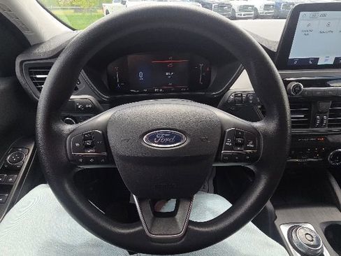 Used 2025 Ford Escape Active AWD/4WD image 33