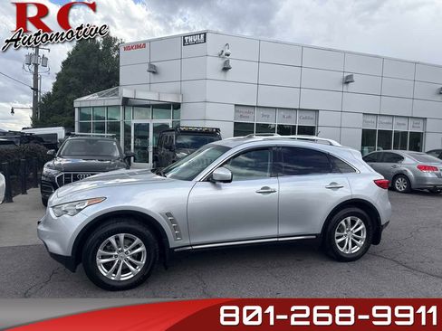 Used 2010 INFINITI FX35 AWD w/ Navigation Pkg image 1
