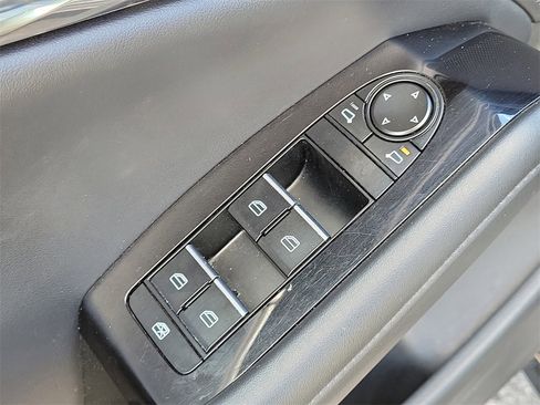 Used 2025 MAZDA MAZDA3 s image 18