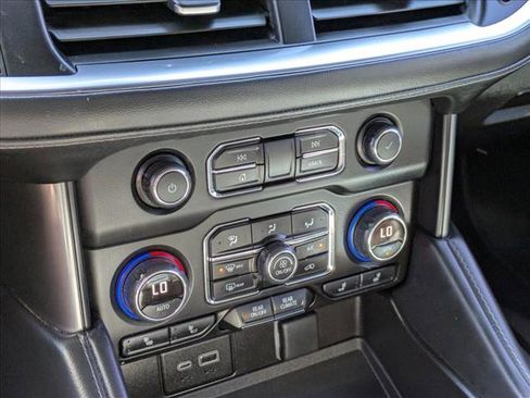 Used 2023 Chevrolet Tahoe Z71 w/ Luxury Package image 14