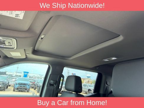 Used 2026 Chevrolet Silverado 1500 LT Trail Boss w/ LT Trail Boss Premium Package AWD/4WD image 17
