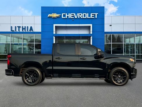 Used 2019 Chevrolet Silverado 1500 Custom w/ Custom Max Trailering Package AWD/4WD image 8
