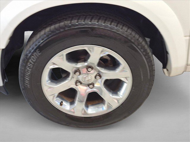 Used 2016 RAM 1500 Laramie RWD image 28