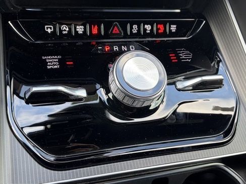 New 2026 Jeep Grand Wagoneer Summit image 44