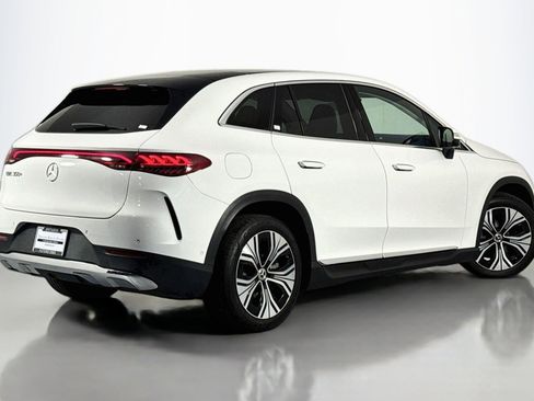 Certified 2025 Mercedes-Benz EQE 350+ SUV image 5