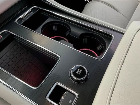 New 2025 Lincoln Aviator Reserve w/ Equipment Group 201A image 8