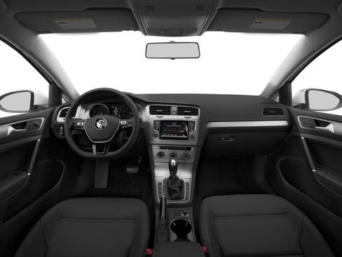 Used 2016 Volkswagen Golf S FWD image 4