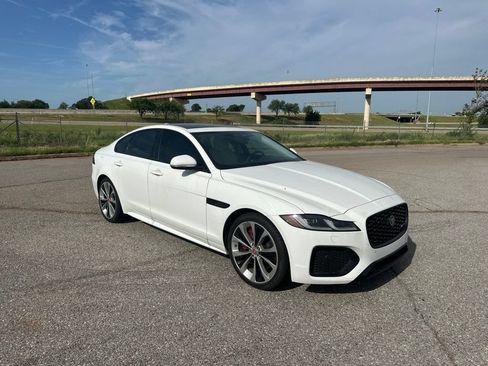 Used 2022 Jaguar XF R-Dynamic SE AWD/4WD image 6