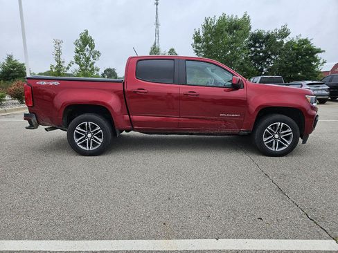 Used 2021 Chevrolet Colorado W/T w/ Custom Special Edition AWD/4WD image 8