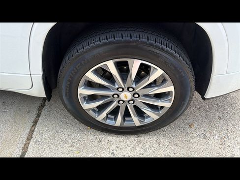 Used 2023 Chevrolet Traverse Premier w/ LPO, Floor Liner Package AWD/4WD image 26
