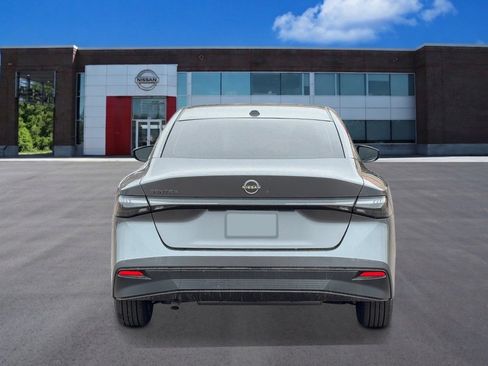 New 2026 Nissan Sentra SV w/ SV Convenience Package FWD image 4