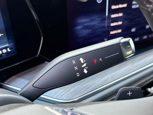 New 2025 Chevrolet Tahoe Premier image 18