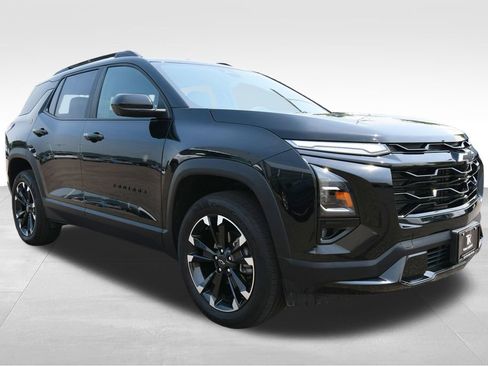 Used 2025 Chevrolet Equinox RS w/ Safety and Technology Package AWD/4WD image 10