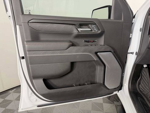 Certified 2024 GMC Sierra 1500 AT4X w/ AT4X AEV Edition AWD/4WD image 8