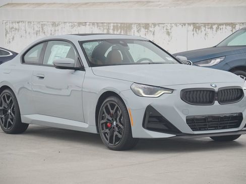 Used 2026 BMW 230i xDrive Coupe w/ Premium Package AWD/4WD image 3