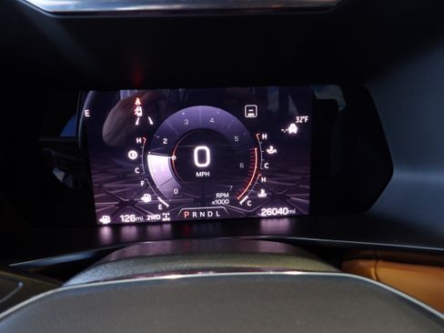 Used 2023 GMC Canyon AT4 w/ AT4 Premium Package image 11