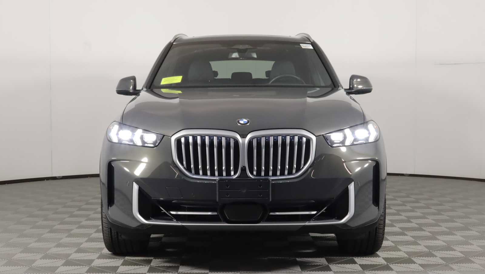 Used 2026 BMW X5 xDrive40i AWD/4WD image 2