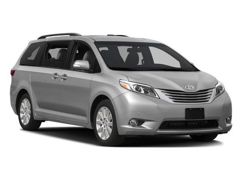 Used 2016 Toyota Sienna XLE Premium image 6