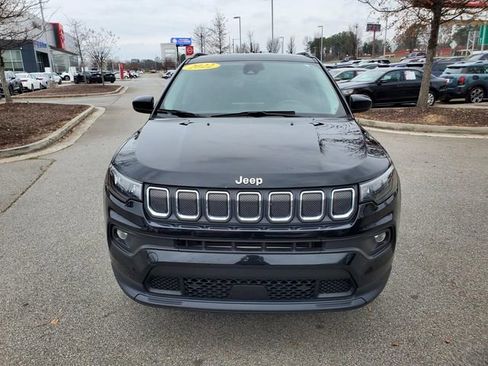 Used 2022 Jeep Compass Latitude image 8