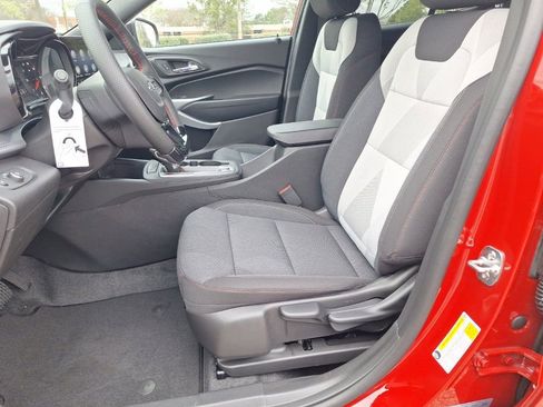 New 2026 Chevrolet Trax RS w/ Driver Confidence Package image 7
