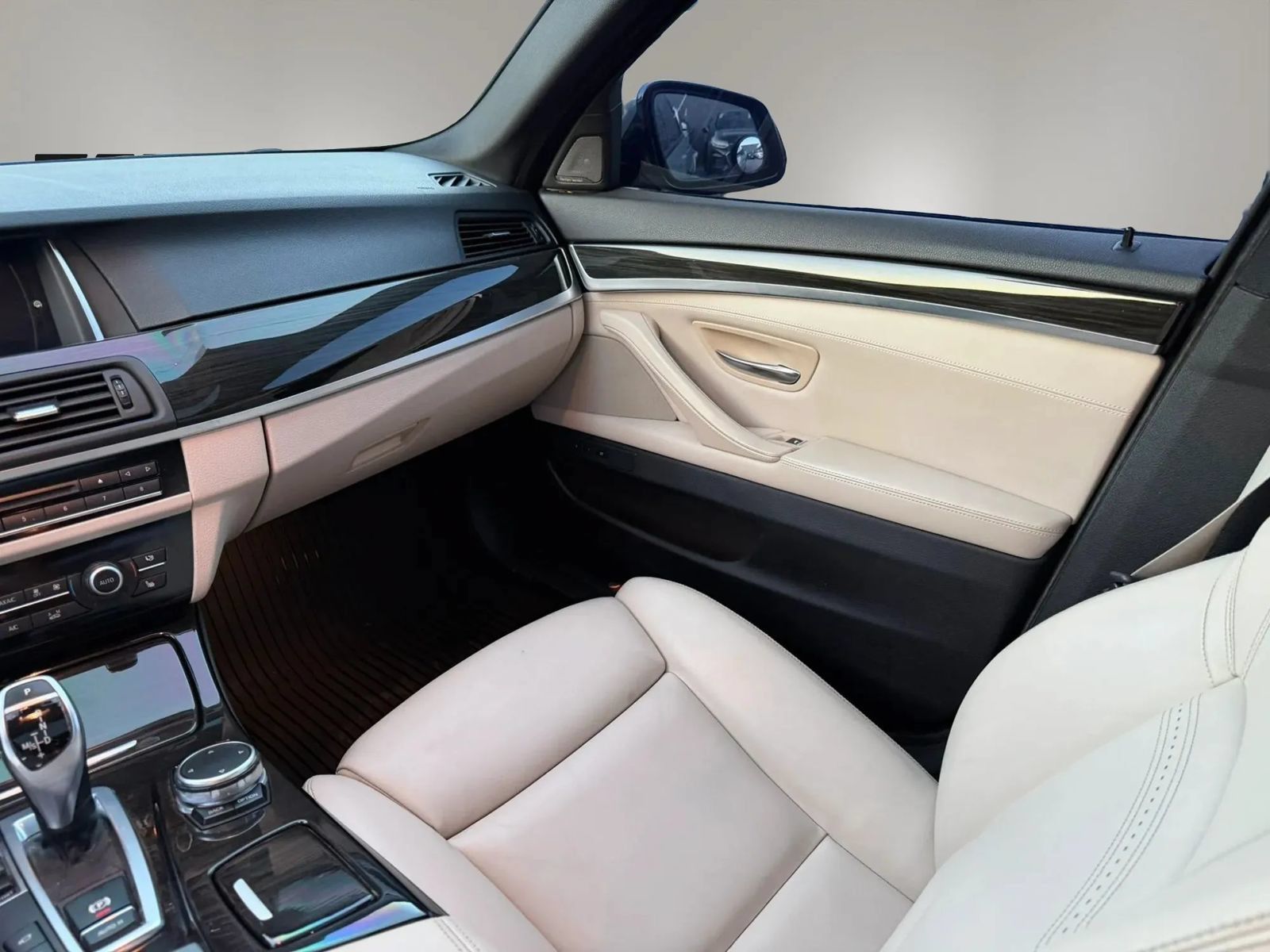 Used 2015 BMW 535i Sedan RWD image 24