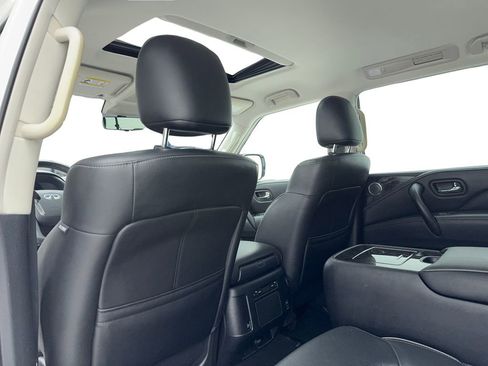 Used 2024 INFINITI QX80 Luxe image 32