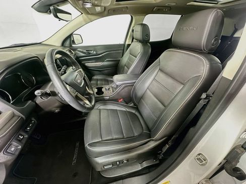 Used 2023 GMC Acadia Denali w/ Denali Technology Package AWD/4WD image 28