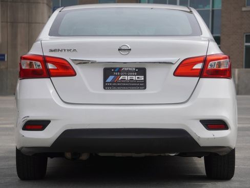 Used 2017 Nissan Sentra S image 10