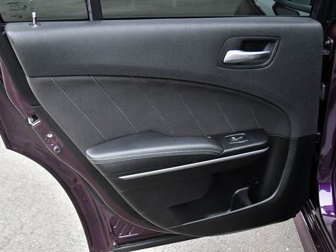 Used 2020 Dodge Charger Scat Pack image 36