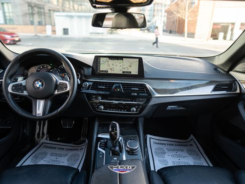 Used 2019 BMW 540i w/ M Sport Package image 14