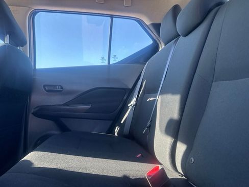 Certified 2023 Nissan Kicks S FWD image 33