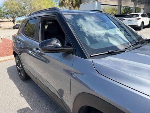 Used 2021 Chevrolet TrailBlazer RS w/ Technology Package FWD image 15